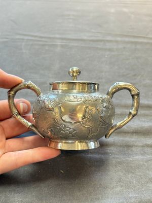 A Chinese silver three-piece tea service, marked Ye Li 業利, Canton, 19/20th C. — 照片 16