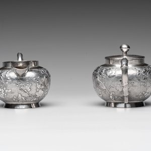 A Chinese silver three-piece tea service, marked Ye Li 業利, Canton, 19/20th C. — 照片 12