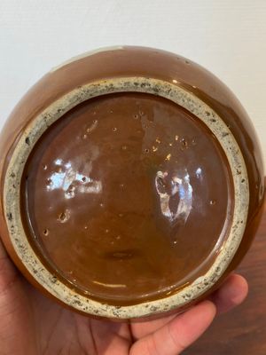 A Chinese slip-decorated brown-ground bottle vase, Zhushan kilns, late Ming — 照片 8