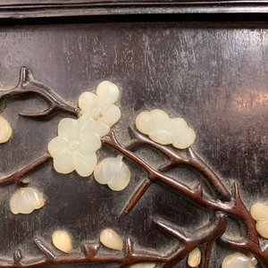 A Chinese soapstone embellished wooden box and cover, 19/20th C. — 照片 18