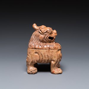 A Chinese soapstone 'luduan' incense box and cover, Qianlong/Jiaqing — 照片 3