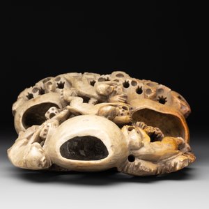 A Chinese soapstone water container with four monkeys, 20th C. — 照片 6