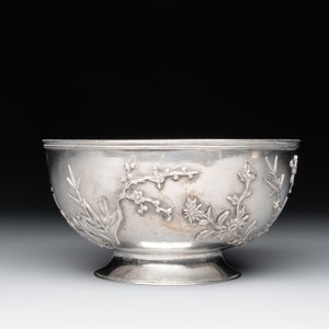 A Chinese sterling silver 'Three Friends of Winter' bowl, 20th C. — foto 3