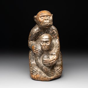 A Chinese stone group of two monkeys, 20th C. — foto 2