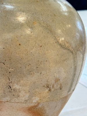 A Chinese straw-glazed pottery amphora with double dragon-shaped handles, Tang — foto 17