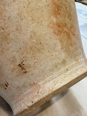 A Chinese straw-glazed pottery amphora with double dragon-shaped handles, Tang — foto 7