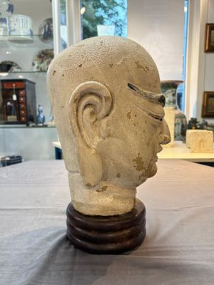 A Chinese stucco head of a Luohan, Qing — 照片 5