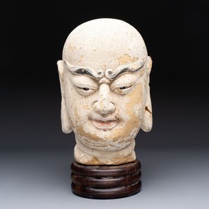 A Chinese stucco head of a Luohan, Qing — 照片 1