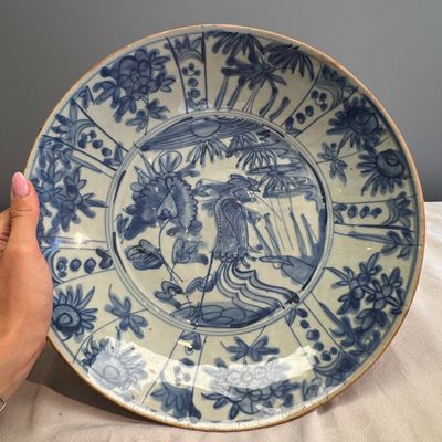 A Chinese Swatow blue and white 'Phoenix' dish — photo 1