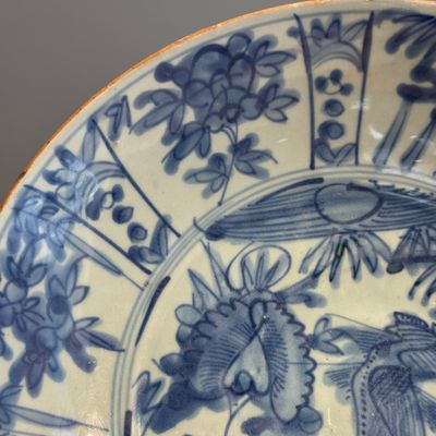 A Chinese Swatow blue and white 'Phoenix' dish — photo 3
