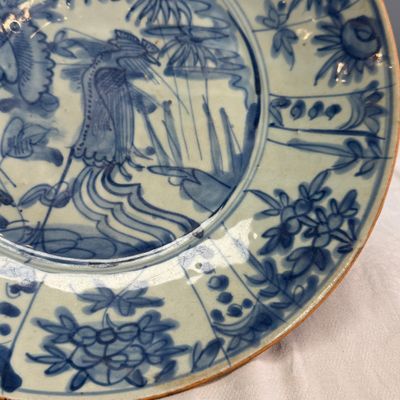 A Chinese Swatow blue and white 'Phoenix' dish — photo 6