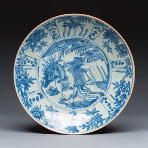 A Chinese Swatow blue and white 'Phoenix' dish — photo 1