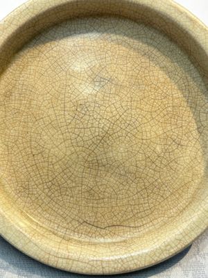 A Chinese Swatow Ge-type plate, 17/18th C. — photo 2