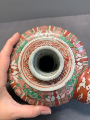 A Chinese Swatow green- and red-enamelled kendi with ornamental design, Ming — photo 7