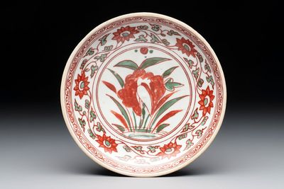 A Chinese Swatow wucai 'egret' plate, Ming