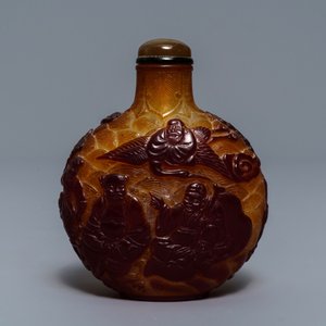 A Chinese table snuff flask with overlay glass design, 19th C. — 照片 3