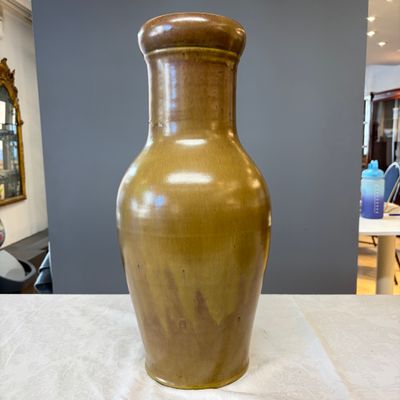 A Chinese teadust-glazed vase — photo 5