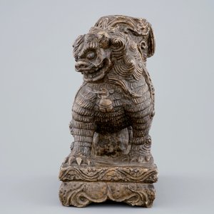 A Chinese temple dog in carved hardstone or marble, prob. late Ming — photo 3