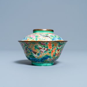 A Chinese Thai market Bencharong bowl and cover, 19th C. — 照片 4