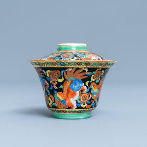 A Chinese Thai market Bencharong bowl and cover, 19th C. — 照片 5