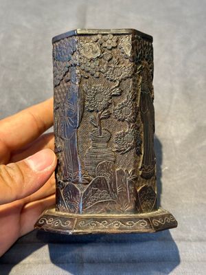 A Chinese tixi lacquer brush pot, 'bitong', Ming — 照片 1