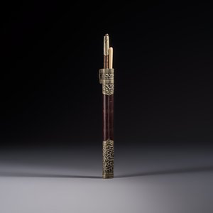 A Chinese travelling set with a pair of chopsticks and a knife, 19th C. — photo 5