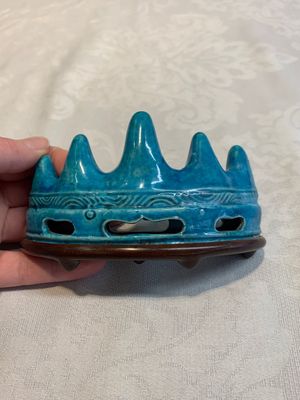 A Chinese turquoise-glazed brush rest and a Fahau vase, 18/19th C. — 照片 12