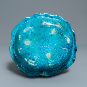 A Chinese turquoise-glazed lotus leaf-shaped brush washer, 18/19th C. — photo 7