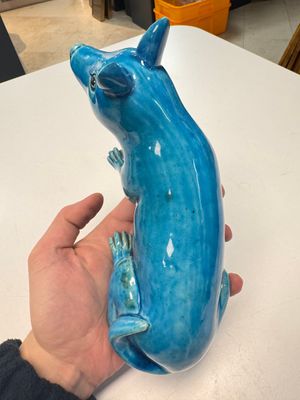 A Chinese turquoise-glazed model of a dog, Qianlong mark, 19th C. — photo 22