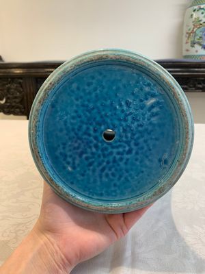 A Chinese turquoise-glazed vase, 19th C. — photo 7