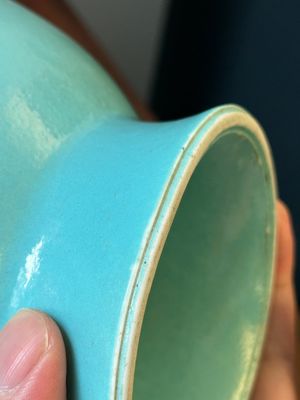 A Chinese turquoise-glazed vase, Qianlong mark and of the period — photo 10