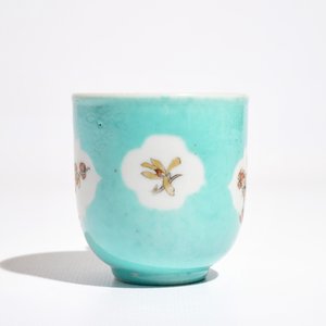 A Chinese turquoise-ground cup and saucer, Qianlong — 照片 5