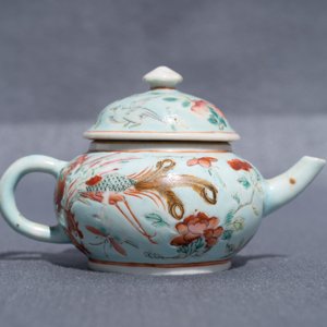 A Chinese turquoise-ground teapot and cover for the Straits or Peranakan market, 19th C. — 照片 8