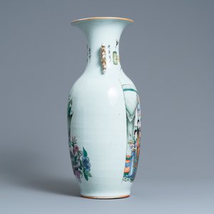 A Chinese two-sided famille rose vase, 19/20th C. — photo 2