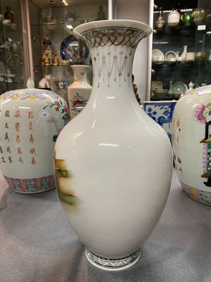 A Chinese vase with a female beauty, Huai Ren Tang 懷仁堂 mark, dated 1963 — 照片 5