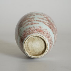 A Chinese vase with underglaze red with dragons among clouds, 19/20th C. — 照片 12