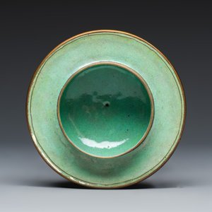A Chinese verte biscuit 'Dragon' vase and cover — photo 9