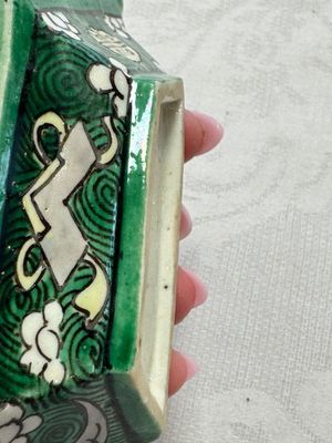 A Chinese verte biscuit eight-piece sweetmeat set with flying horses, 19th C. — photo 12