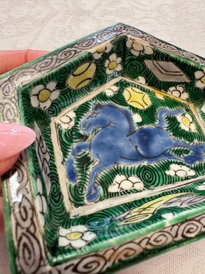 A Chinese verte biscuit eight-piece sweetmeat set with flying horses, 19th C. — photo 30