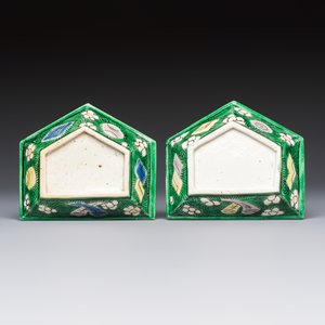 A Chinese verte biscuit eight-piece sweetmeat set with flying horses, 19th C. — photo 3