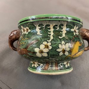 A Chinese verte biscuit 'flaming horses' censer, Jiajing mark, 18/19th C. — 照片 9