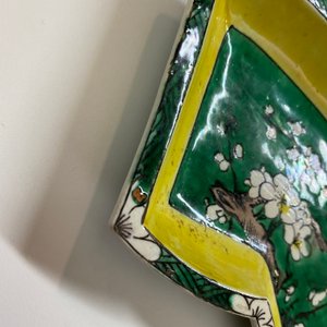 A Chinese verte biscuit sweetmeat set on wooden tray, Kangxi — photo 20