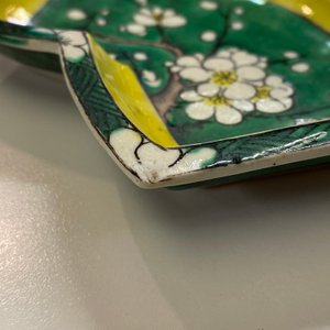 A Chinese verte biscuit sweetmeat set on wooden tray, Kangxi — photo 23