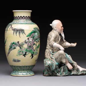 A Chinese verte biscuit vase, a sculpture of a fisherman and a Milefo Buddha, You Lin Ji 游林記造 and Zhu Mao Ji 朱茂記造 mark, 20th C. — foto 11