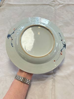 A Chinese verte-Imari 'Governor Duff' plate, Yongzheng — photo 5