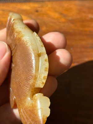 A Chinese white and russet jade mandarin fish or Chinese perch, Yuan — 照片 9