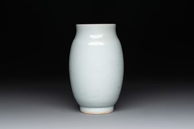 A Chinese white-glazed anhua 'birds' jar, Transitional period