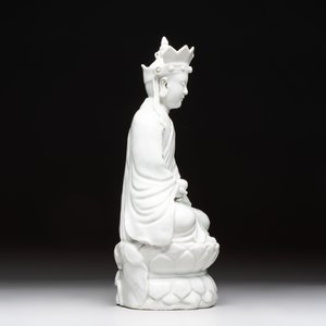 A Chinese white-glazed figure of Xuanzang, Cai Chang Tai 蔡昌泰造 mark, 20th C. — foto 4