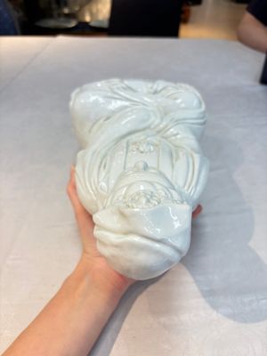 A Chinese white-glazed Guanyin, Kangxi mark, 19th C. — photo 6