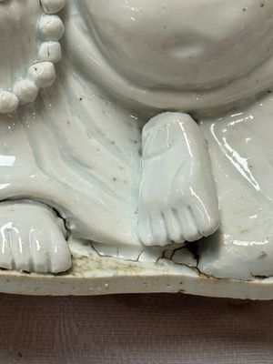 A Chinese white-glazed Milefo Buddha, 19th C. — photo 5